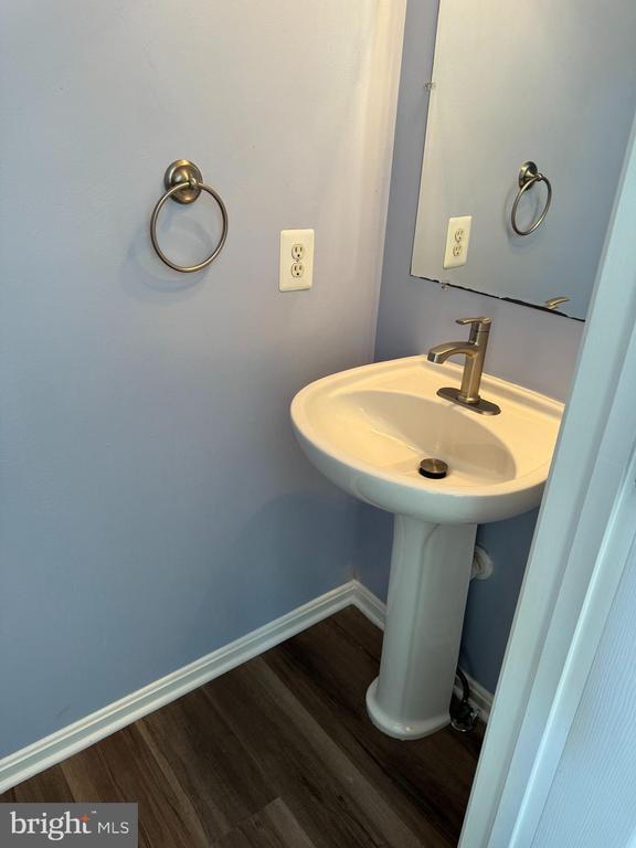 Building Photo - 21105 Mossy Glen Terrace