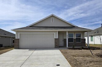 Building Photo - 1853 Ventasso Blvd