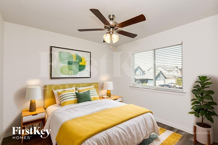 Building Photo - 7336 Parkside Pl Dr