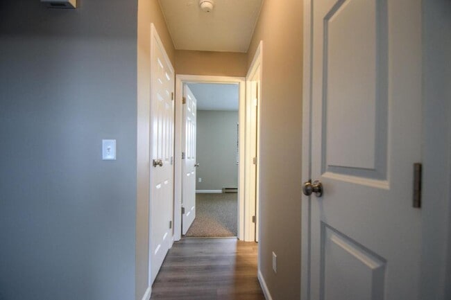 Building Photo - 3465 Lilac Ln