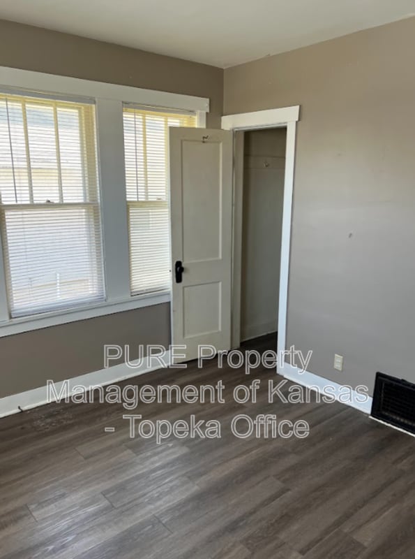 Building Photo - 1020 SW Woodward Ave