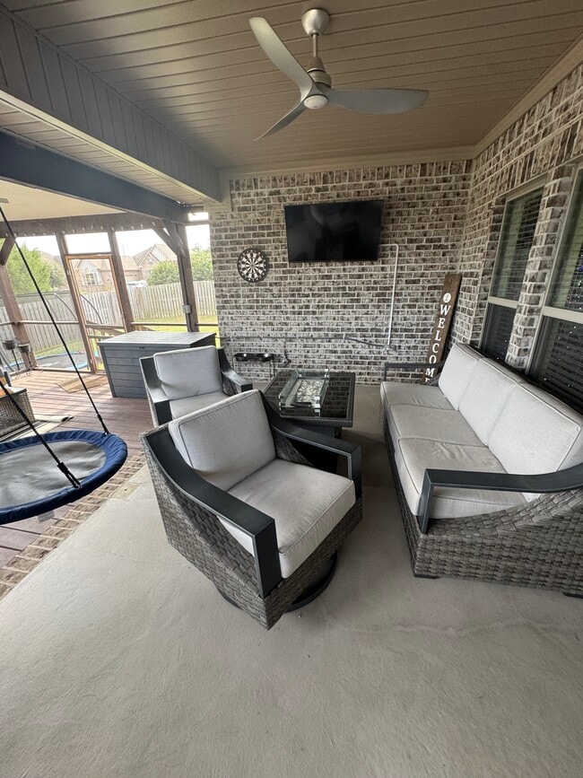 Building Photo - 12264 Lone Eagle Dr