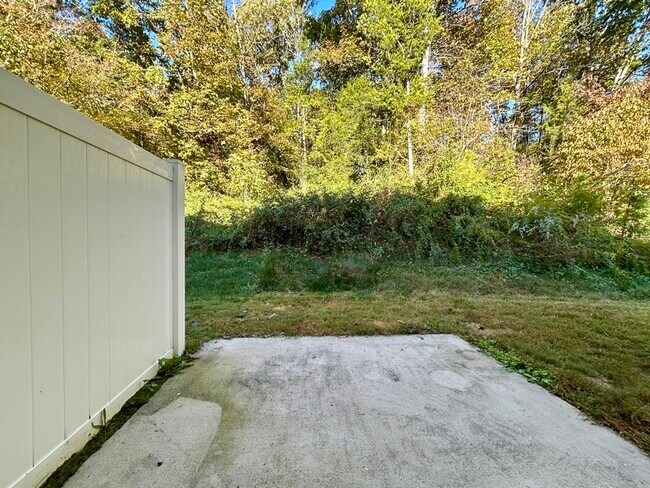 Building Photo - 291 Village Creek Way