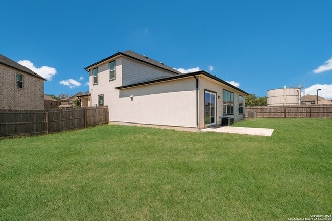 Building Photo - 118 Kyle Cove