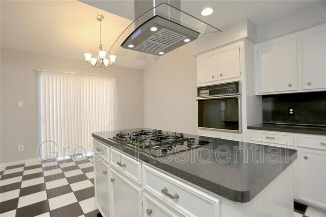 Building Photo - 4243 Yupon Ridge Dr