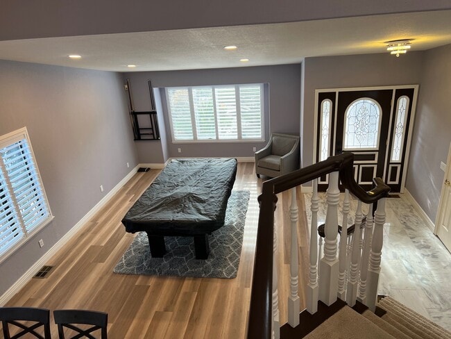 Building Photo - 4909 North Point