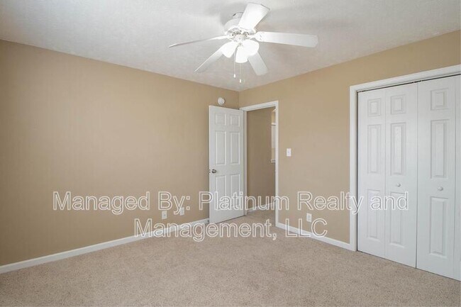 Building Photo - 1449 Mutual Dr