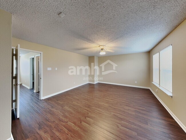 Building Photo - 356 Sunbeam Ln