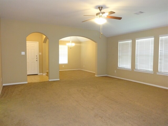 Building Photo - 28606 Lockeridge Farms Dr
