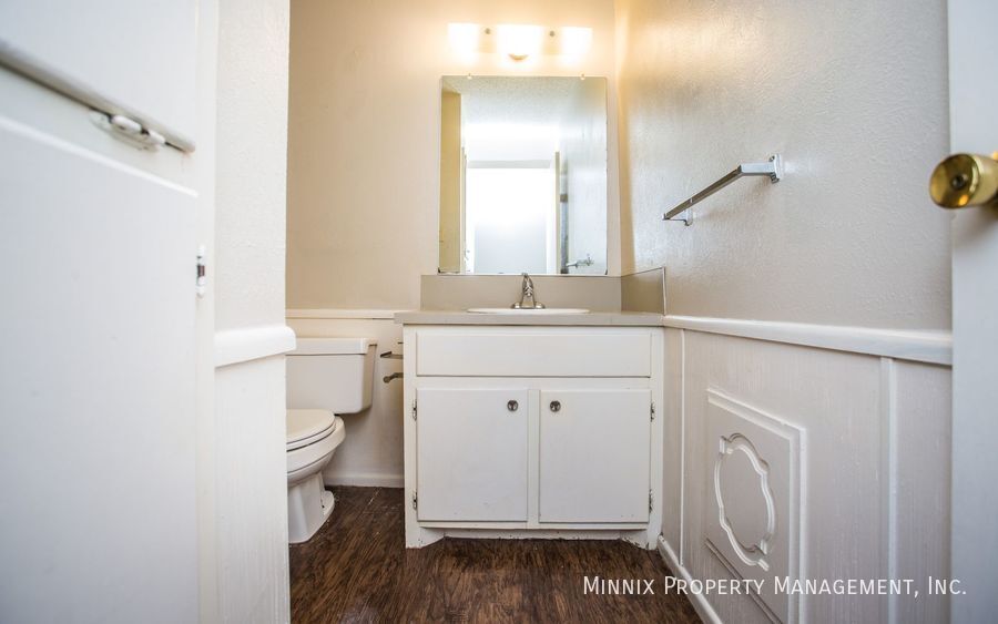 Building Photo - 4804 53rd St