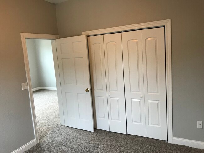 Building Photo - 3222 N Humboldt Blvd