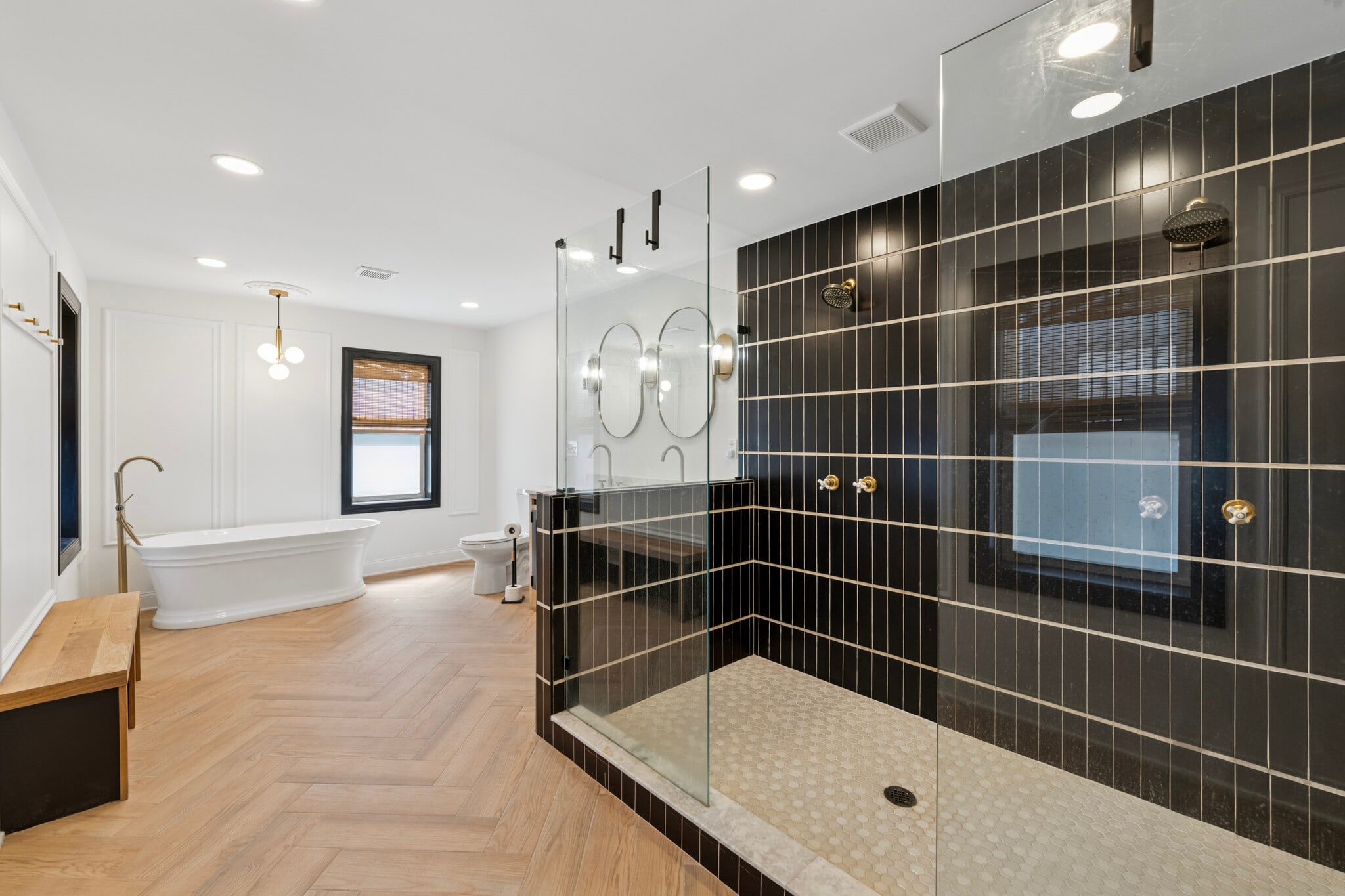 en suite bathroom - 858 Perkiomen St