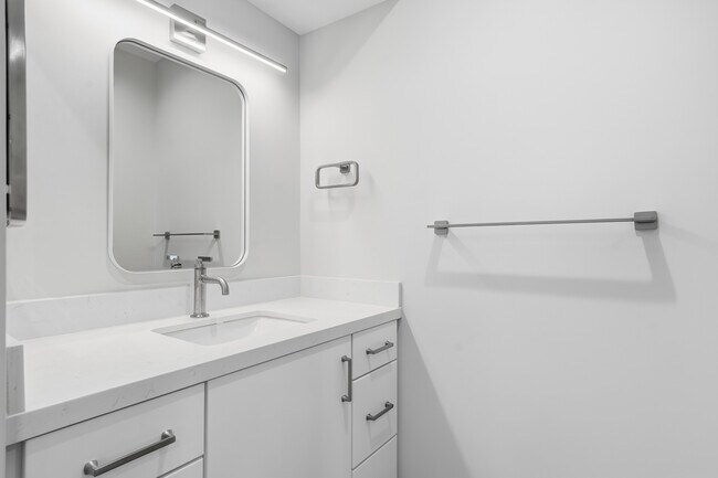 Building Photo - 5527 Burning Tree Dr