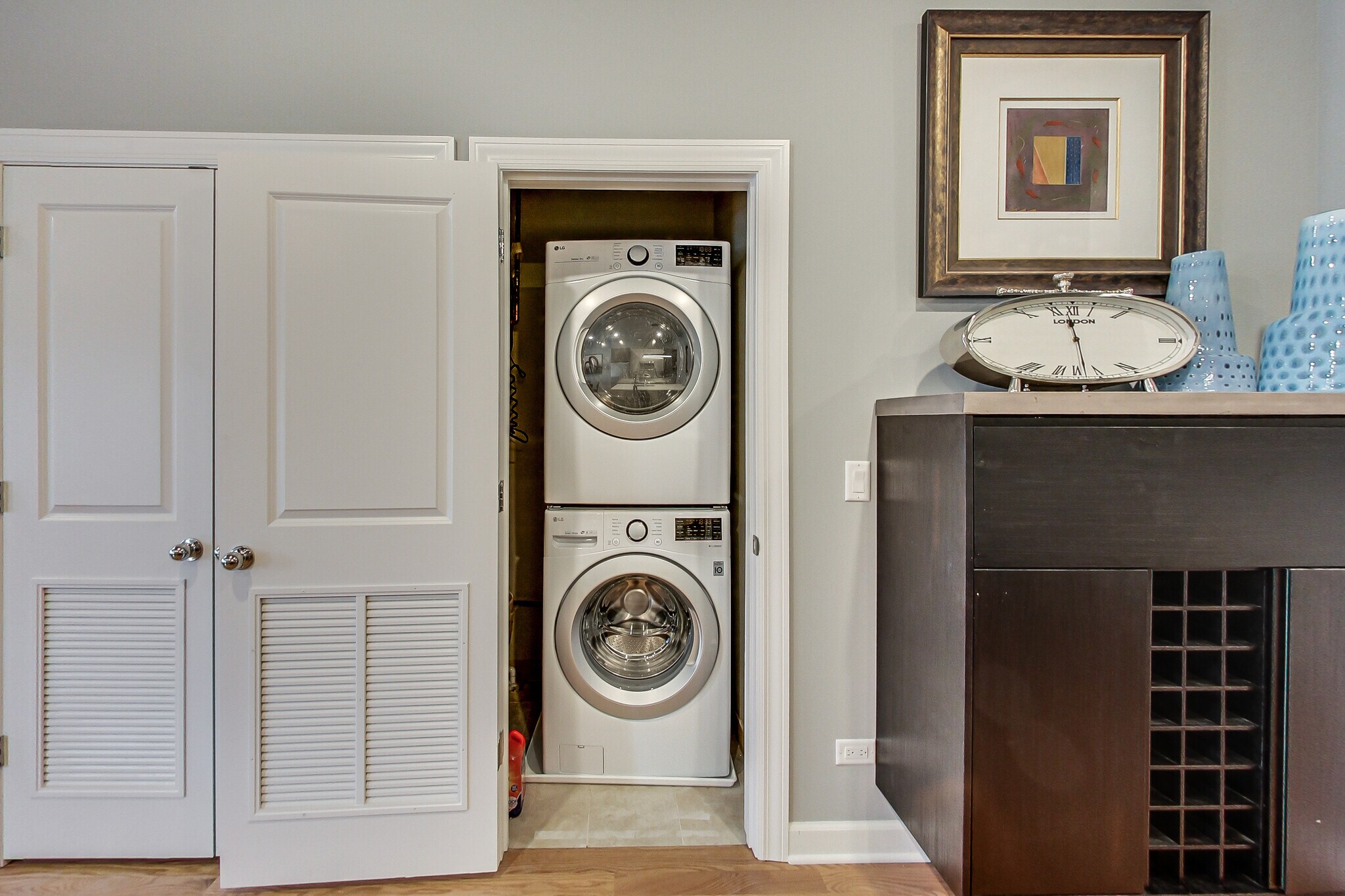 Building Photo - 5117 S Kenwood Ave