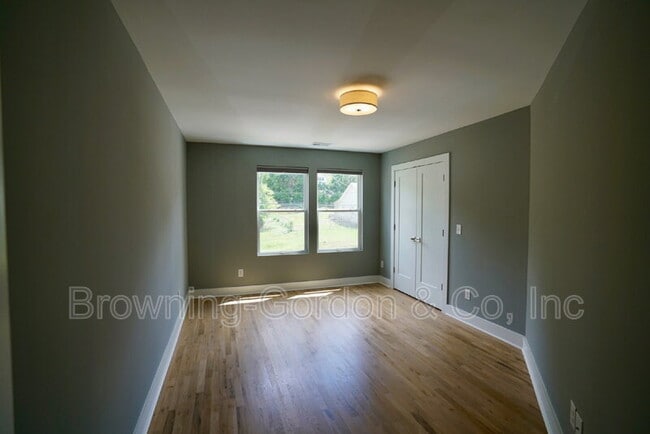 Building Photo - 2900 Torbett St