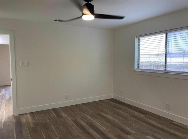 Building Photo - 909 Cripple Creek Dr