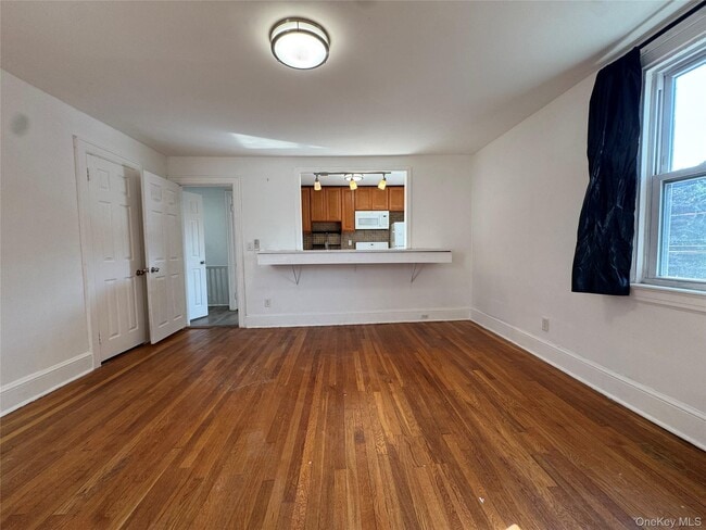 Building Photo - 267 Plainfield Ave