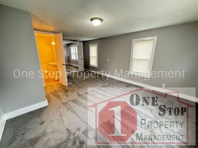 Building Photo - Beautiful 4 Bedroom 3 Bathroom Home in Kan...