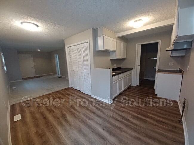 Building Photo - 7345 W 128th Pl