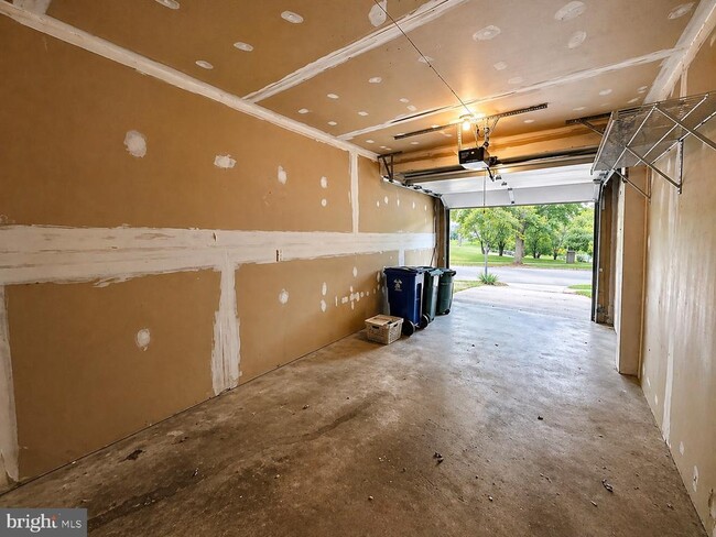 Building Photo - 6450 Sewells Orchard Dr
