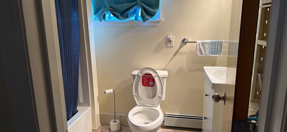 Building Photo - 34 Franklin St