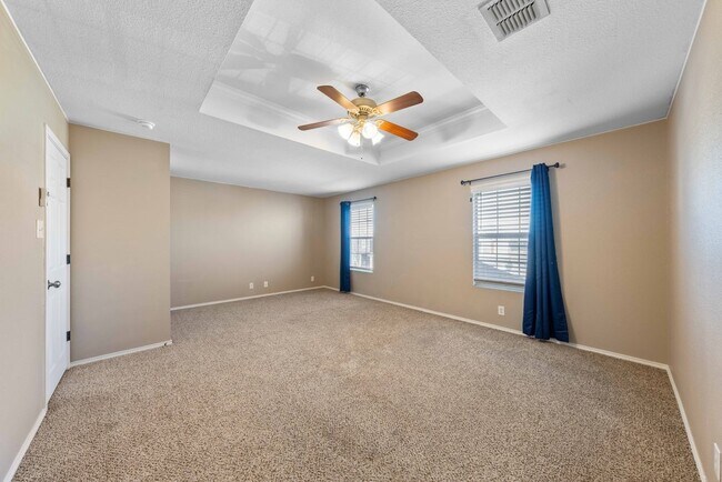 Building Photo - 219 Coriander Bend