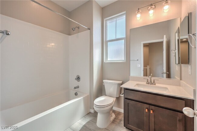 Building Photo - 904 Cottonwood Hl Pl