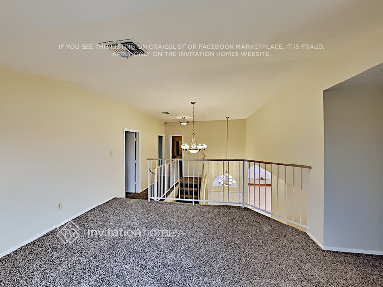 Building Photo - 1961 E Rosemonte Dr