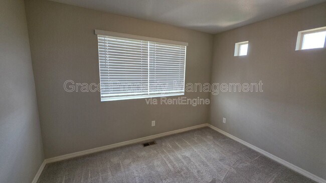 Building Photo - 10243 Yampa Ct