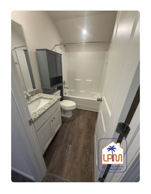 Building Photo - Open Concept  3-Bed, 3-Bath with 1,924 Sq. Ft.