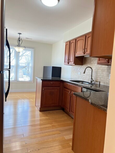 Building Photo - 247 Coventry Cir