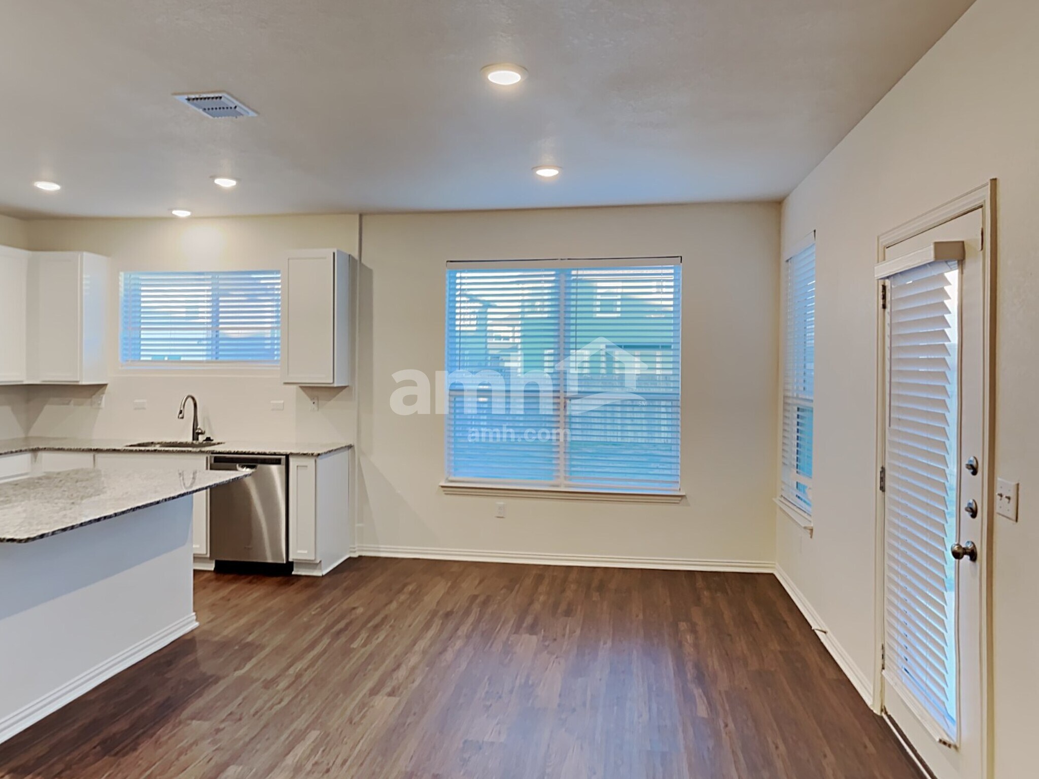Building Photo - 188 Pebble Creek Run