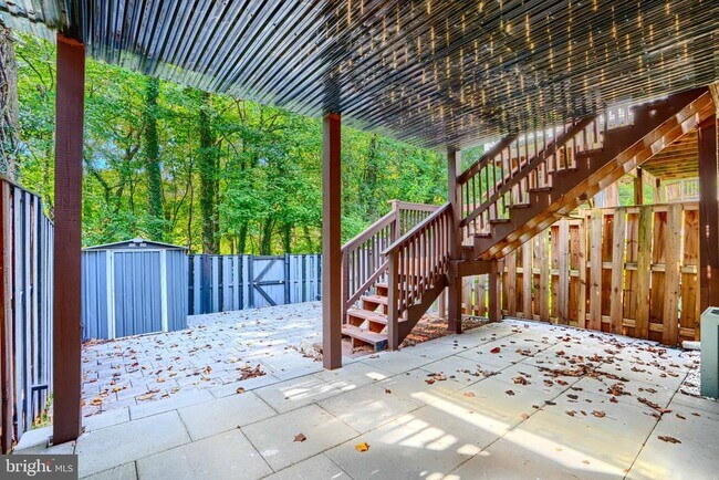 Building Photo - 6558 Ridgeborne Dr