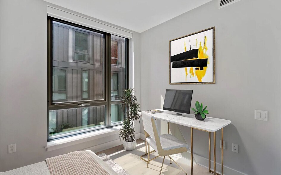 Building Photo - 1211 Van St SE