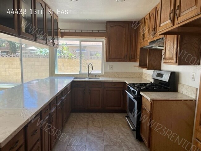 Building Photo - 44438 13th St E