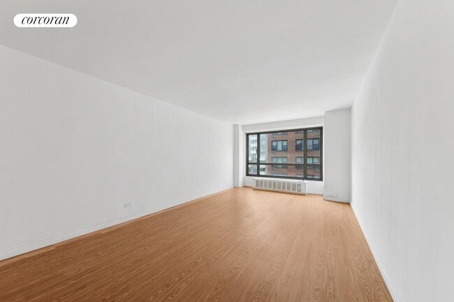 Building Photo - 501 E 87th St