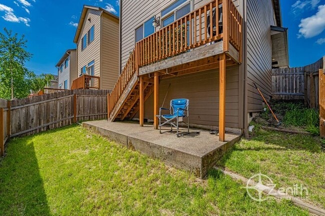 Building Photo - 5921 NE 48th St