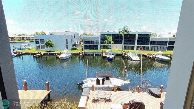 Building Photo - 777 S Federal Hwy