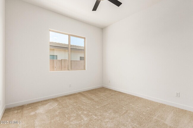 Building Photo - 4878 W Owl Head Pl