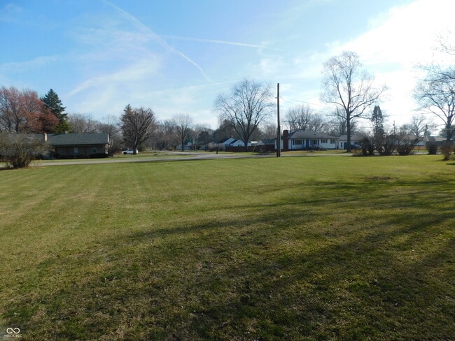 Building Photo - 1041 N Bluff Rd