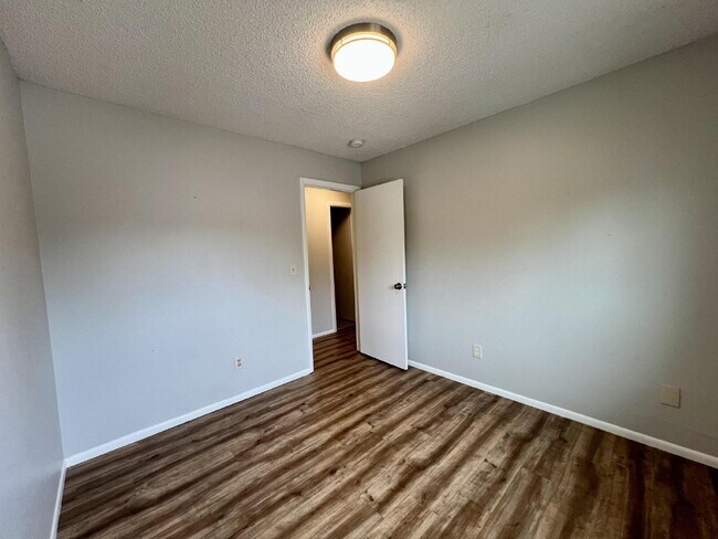 Building Photo - 13238 Alcott Cir