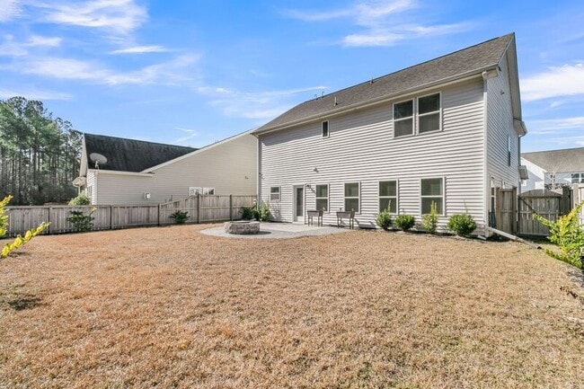 Building Photo - 1624 Shady Pine Rd