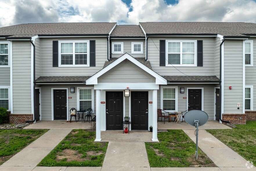 Building Photo - Fieldstone Apartments
