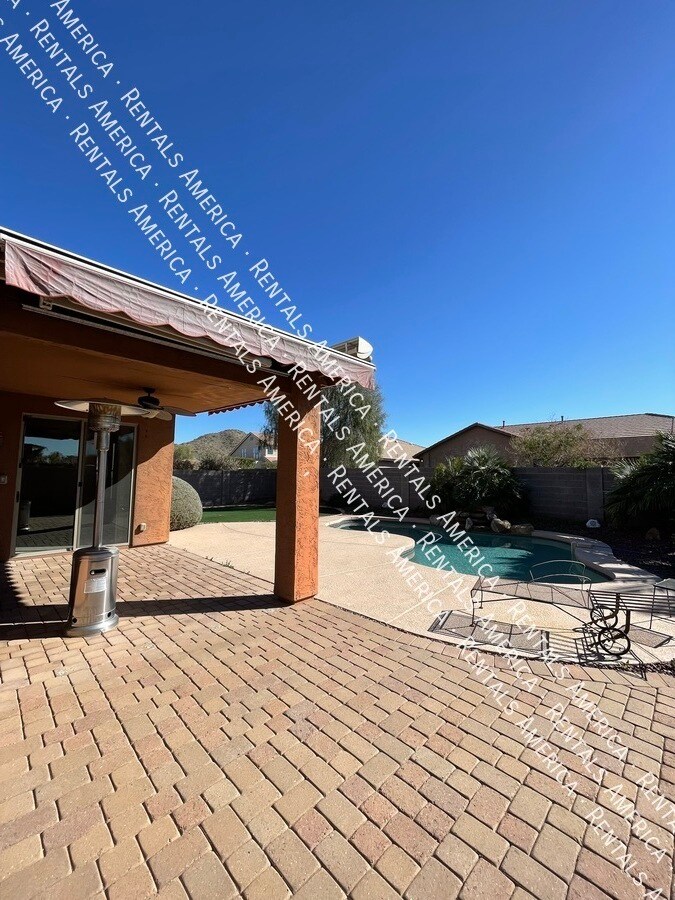 Building Photo - 2243 W Mila Way