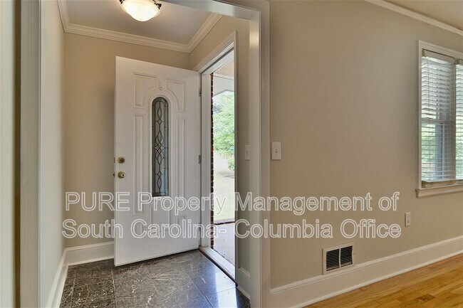 Building Photo - 901 Indigo Ave