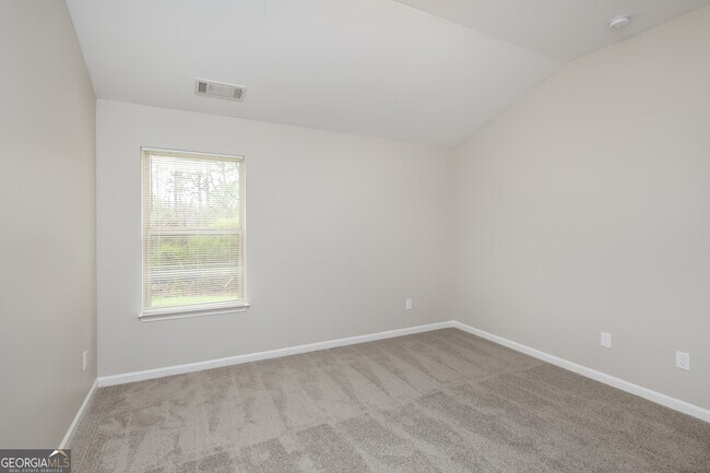 Building Photo - 842 Whitfield Oak Way NE