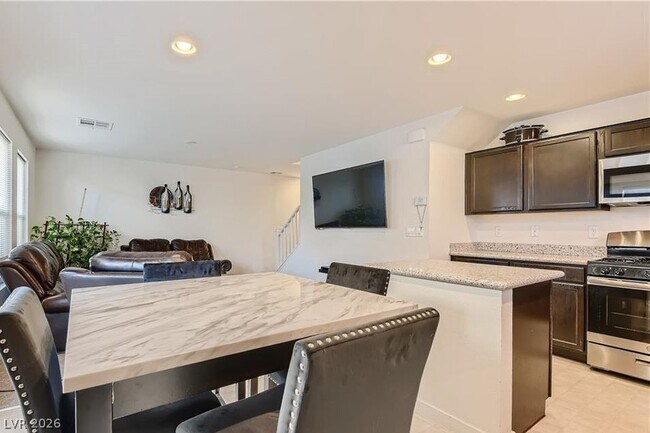 Building Photo - 3638 Via Margarita Ave