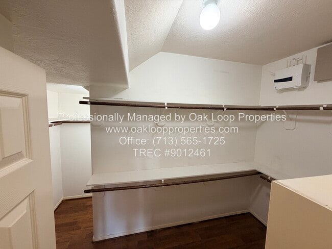 Building Photo - 14930 Berncrest Ln