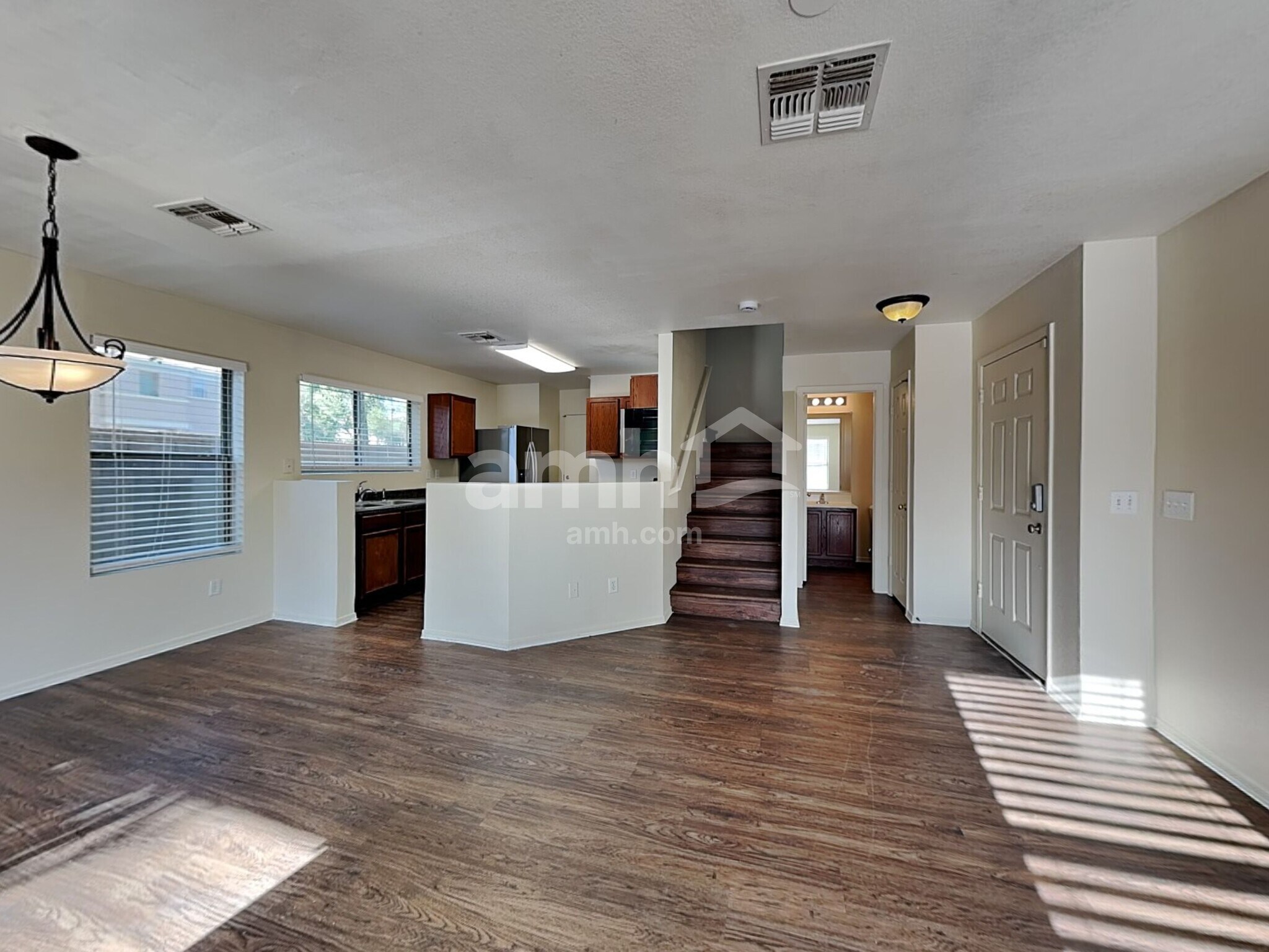 Building Photo - 9680 N 82nd Ln