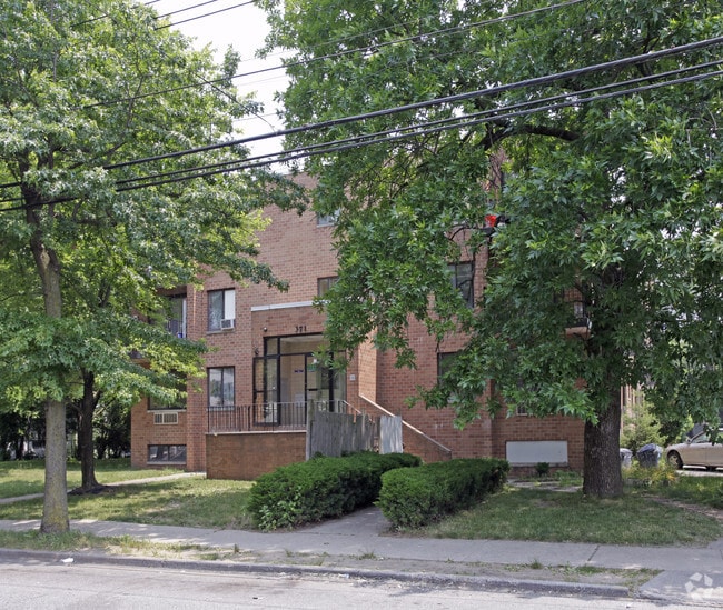 Primary Photo - 371 Van Name Ave